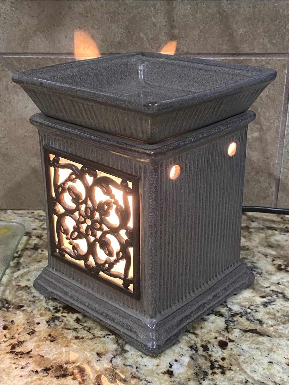 Scentsy JANE Full Size Wax Warmer Ceramic Gray Rustic Wrought Iron Electric